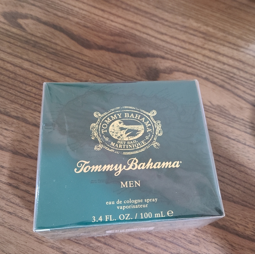 Tommy Bahama men cologne